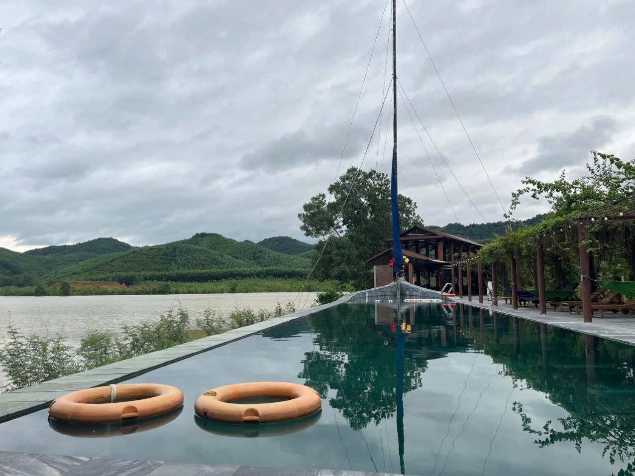 Nguyen Shack Retreat Resort Phong Nha Eksteriør billede